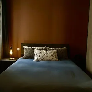  Alloggio in famiglia Airport Bedroom With Your Own Private Bathroom Self Check In And Self Check Out Air-condition Included